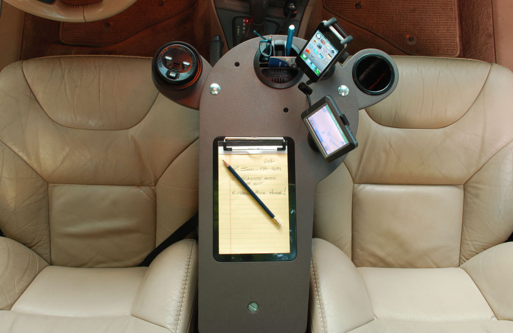 Wanna drive my desk? A Mobile Office